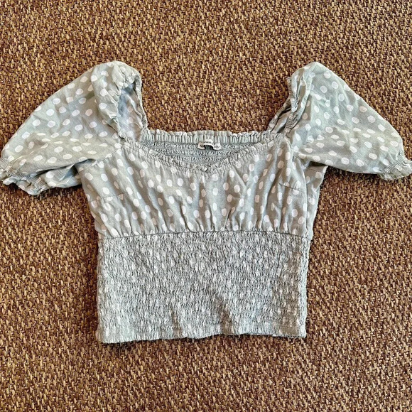 Abercrombie & Fitch Dot Smocked Crop Puff Sleeve Sage Blue Green Top Size Large - Picture 1 of 7